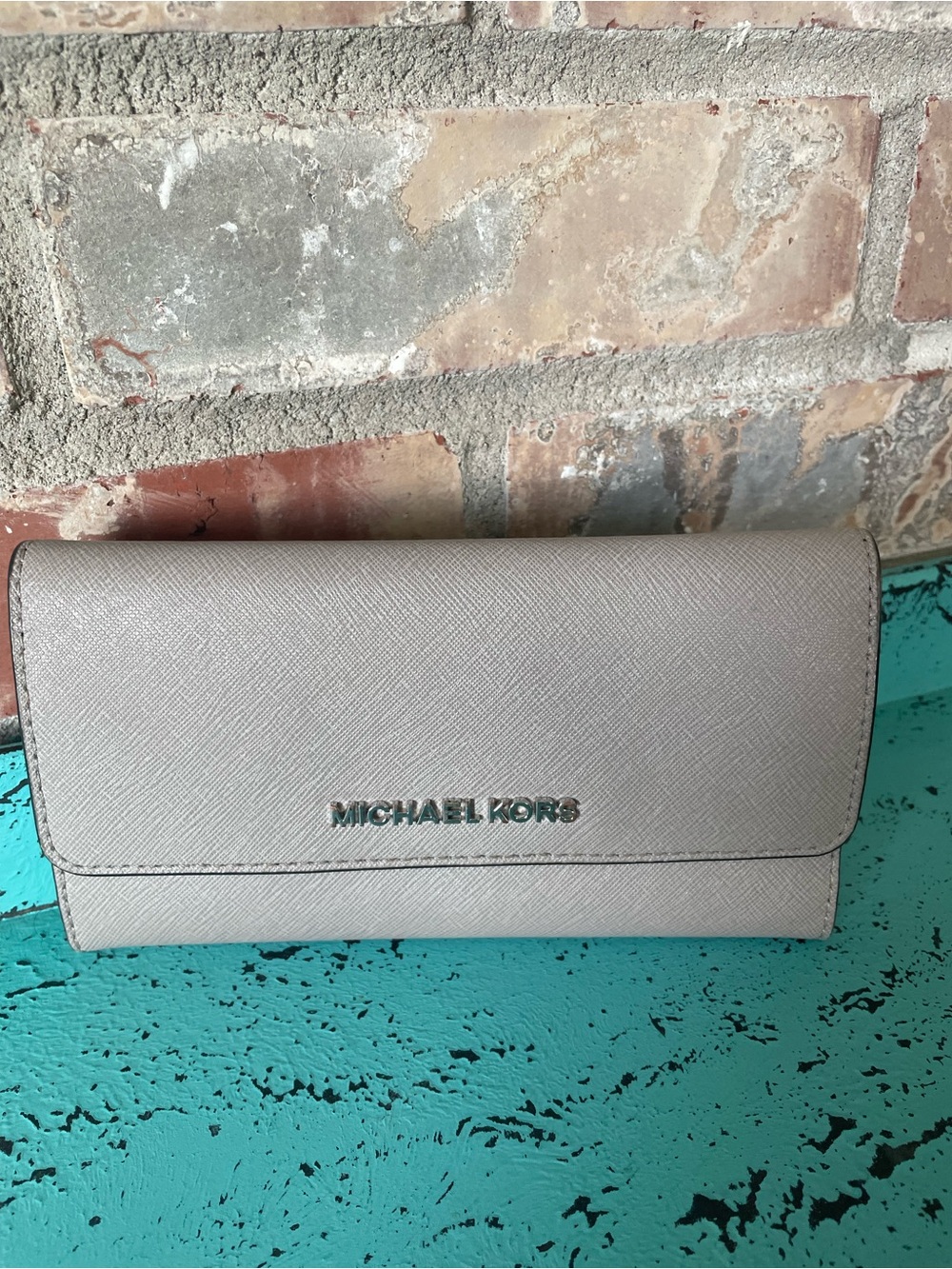 Michael Kors Saffiano Leather Large TriFold Wallet
